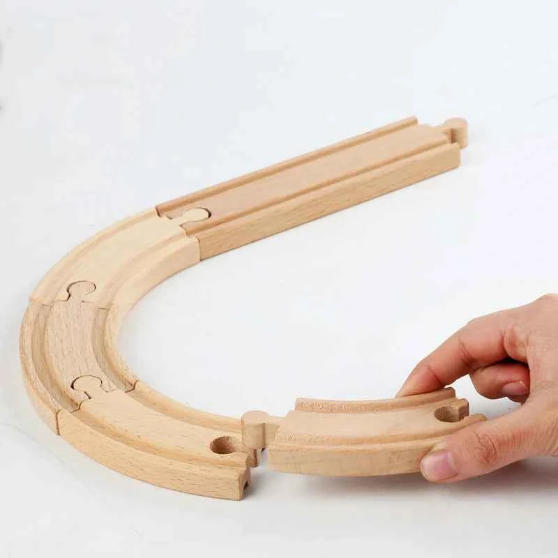 Accessoires de voie ferrée en bois Jouets Train Chemin de fer Compatible avec les trains en bois Pistes en bois Chemin de fer avec toutes les marques de trains